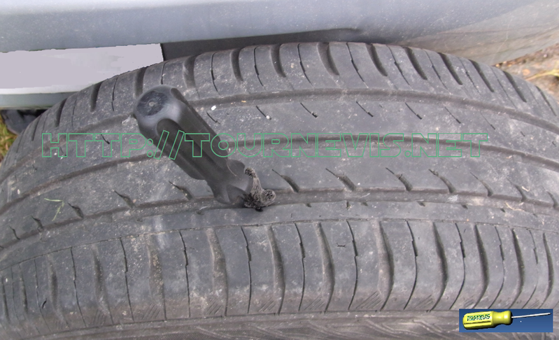 Tournevis - Reparer un pneu avec une mèche autovulcanisante